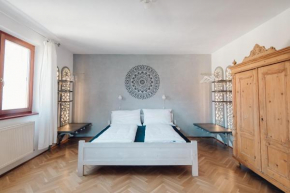 Sina's Boutique Apartment #2